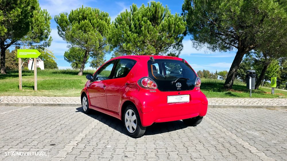 Toyota Aygo Connect - 6