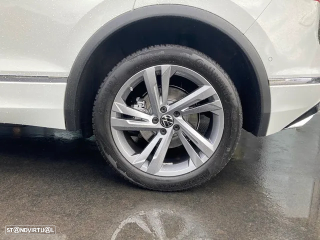 VW Tiguan 2.0 TDI R-Line DSG 4Motion - 13