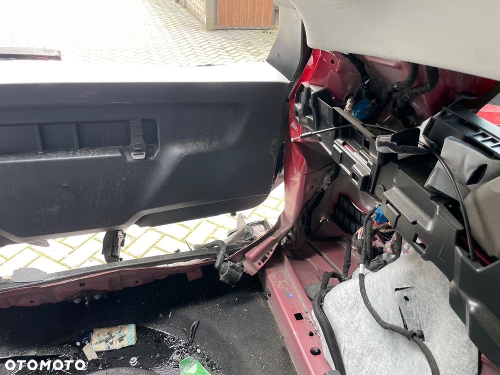 Peugeot 308 PureTech 130 GPF Stop & Start Allure Business-Paket - 22