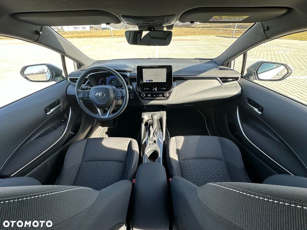 Toyota Corolla 2.0 Hybrid Comfort - 16