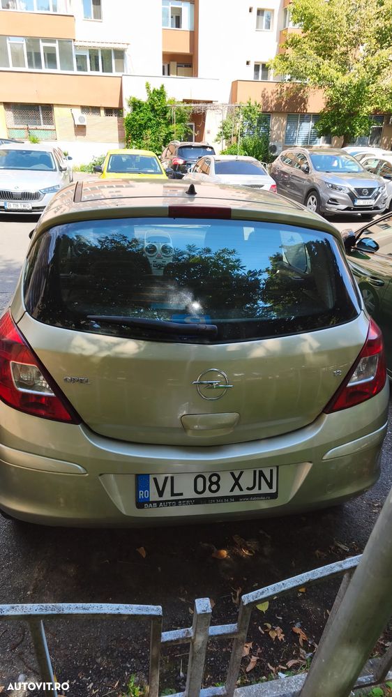 Opel Corsa 1.2i Cosmo - 11