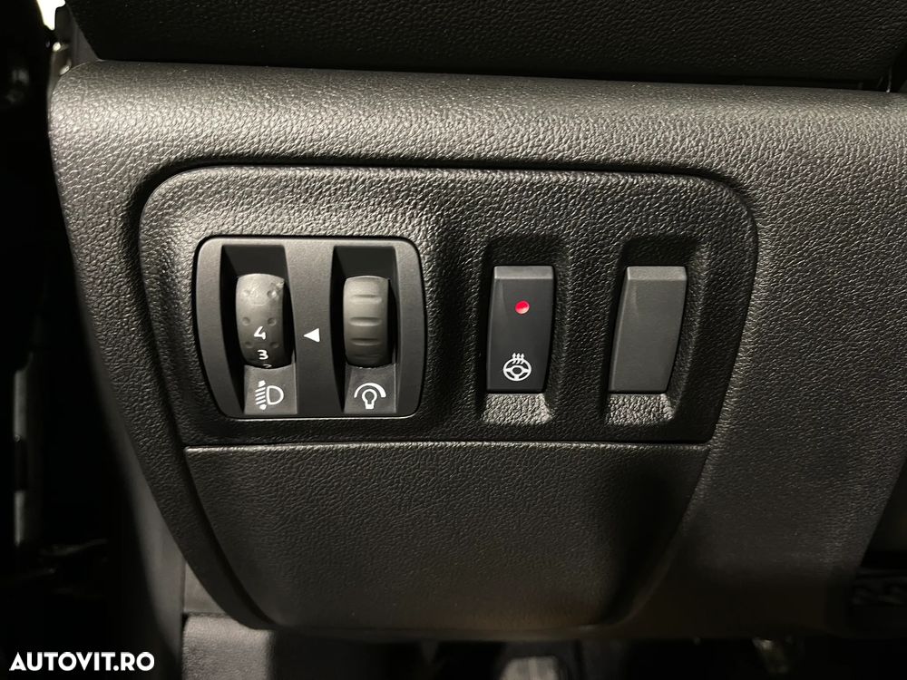 Renault Megane TCe 140 EDC GPF Techno - 22