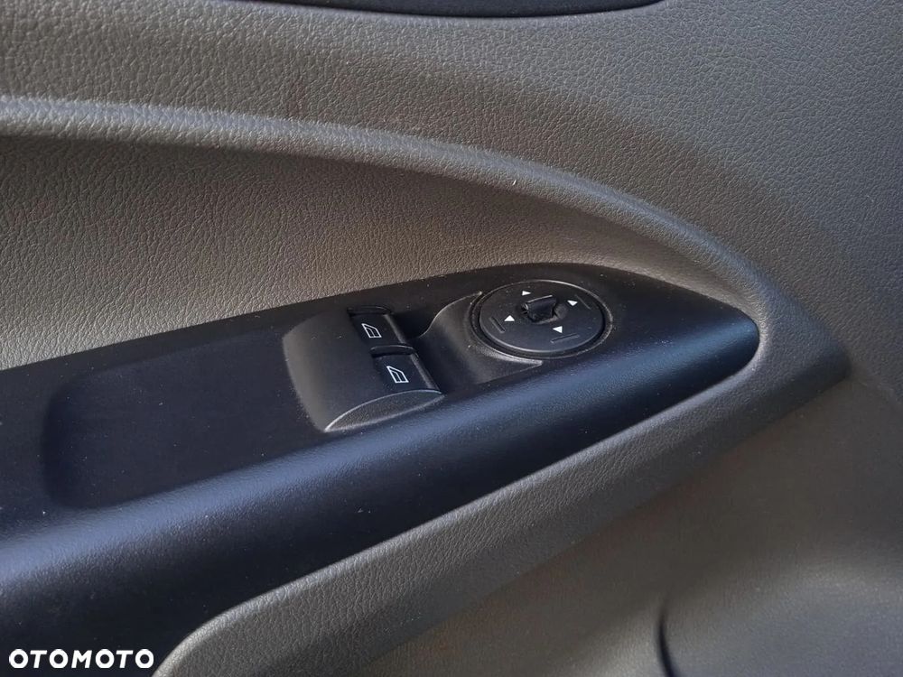 Ford Transit Connect - 29