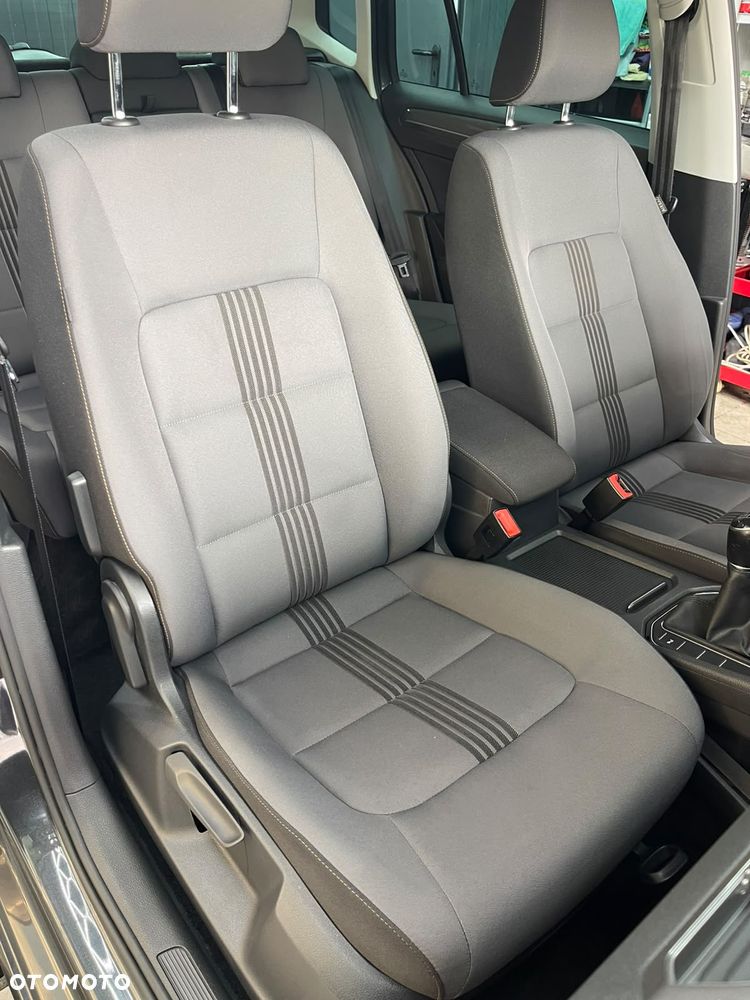 Volkswagen Golf Sportsvan 1.4 TSI (BlueMotion Technology) Comfortline - 32