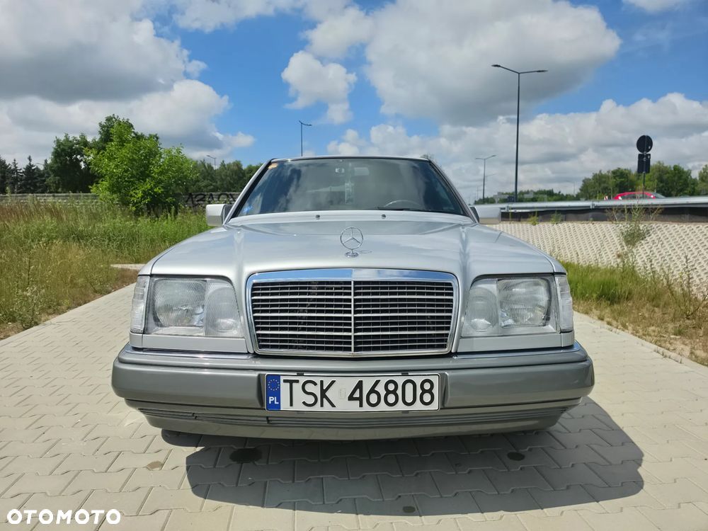 Mercedes-Benz Klasa E - 1