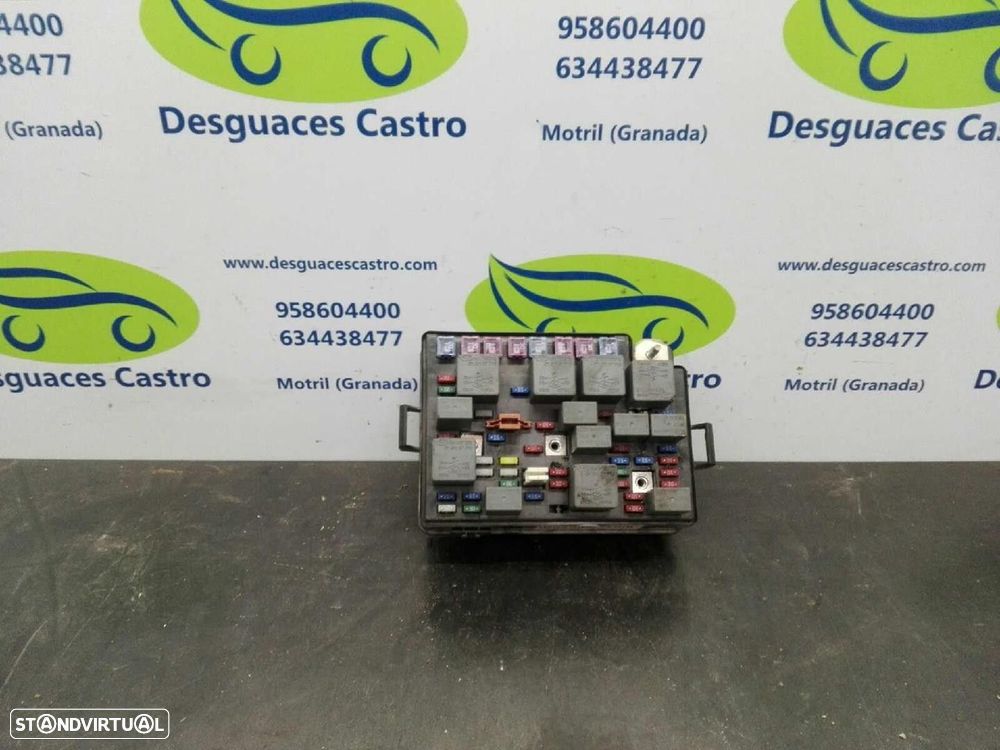 CAIXA RELÉS / FUSÍVEIS KIA SHUMA II SEDAN 2004 -15424198 - 4