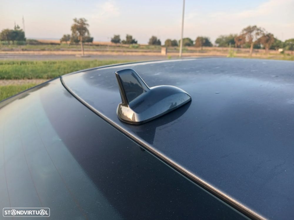 Mercedes-Benz E 300 BLUETEC Hybrid Avantgarde - 10