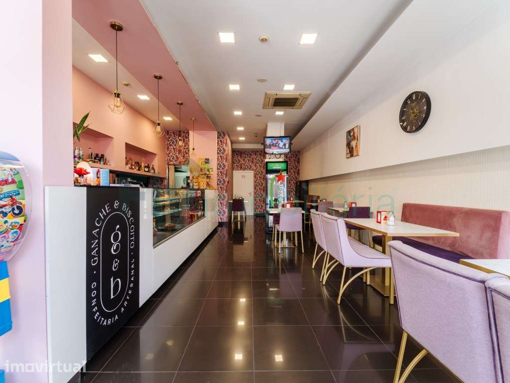 Espaço comercial para arrendamento com negócio em funcionamento - Grande imagem: 3/15