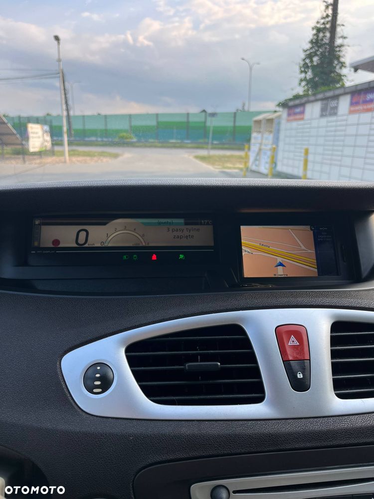 Renault Scenic 1.9 dCi Tech Run Euro5 - 8