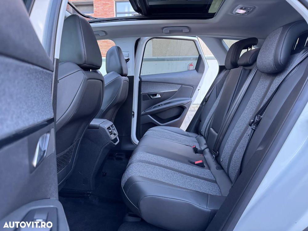 Peugeot 3008 1.2 PureTech 130 EAT8 Allure Pack - 19