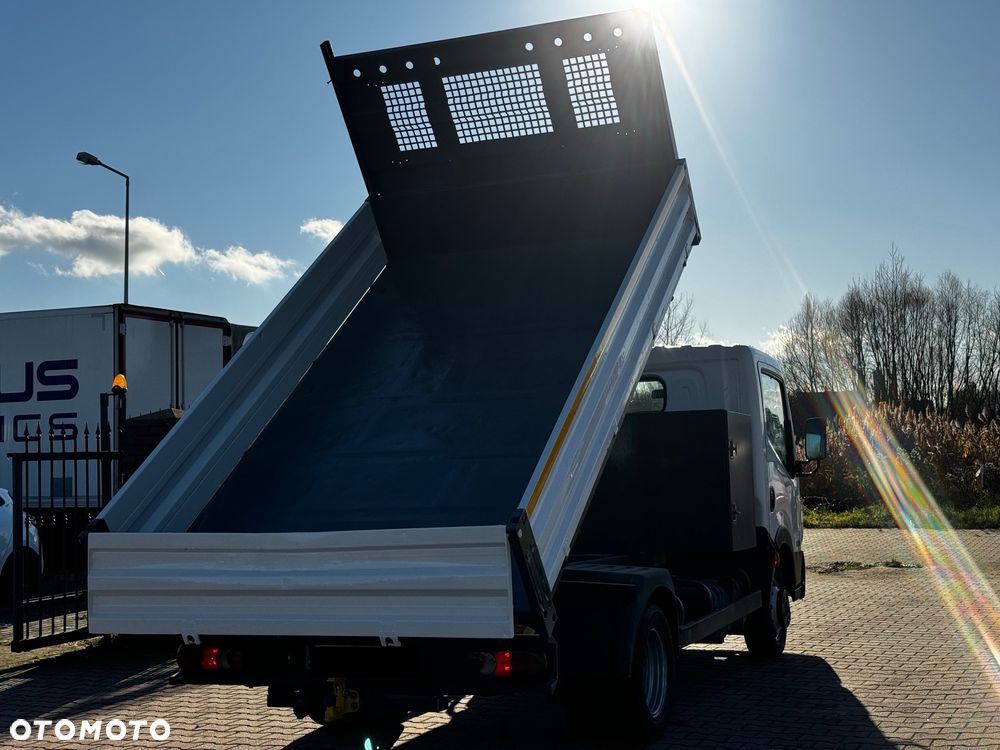 Nissan Cabstar 35.11 - 11