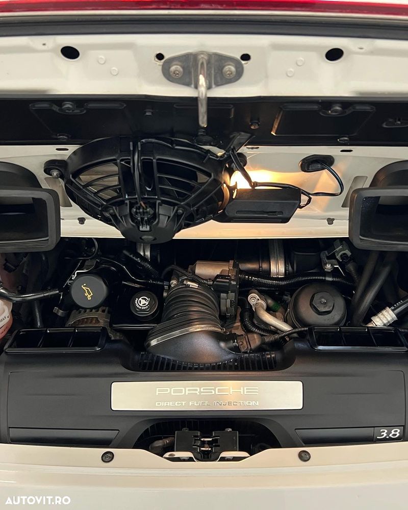 Porsche 911 Carrera 4S PDK - 6