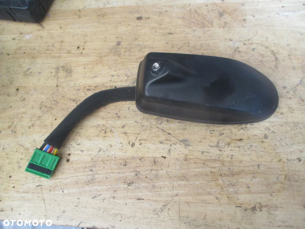 HYUNDAI BAYON ANTENA DACHOWA