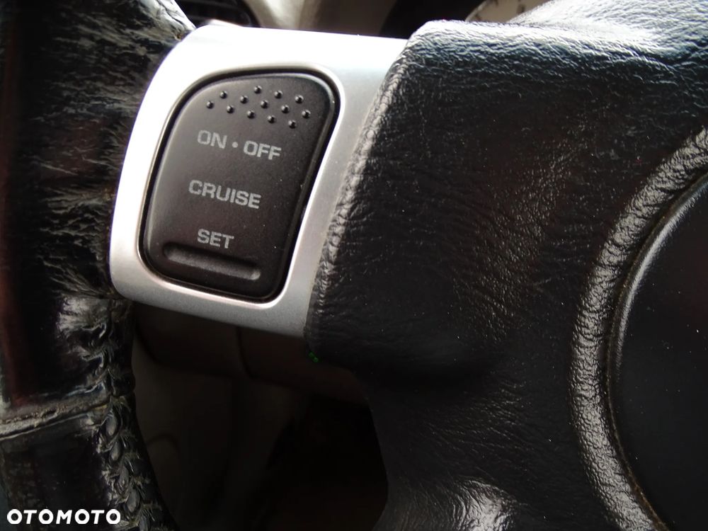 Jeep Liberty - 32