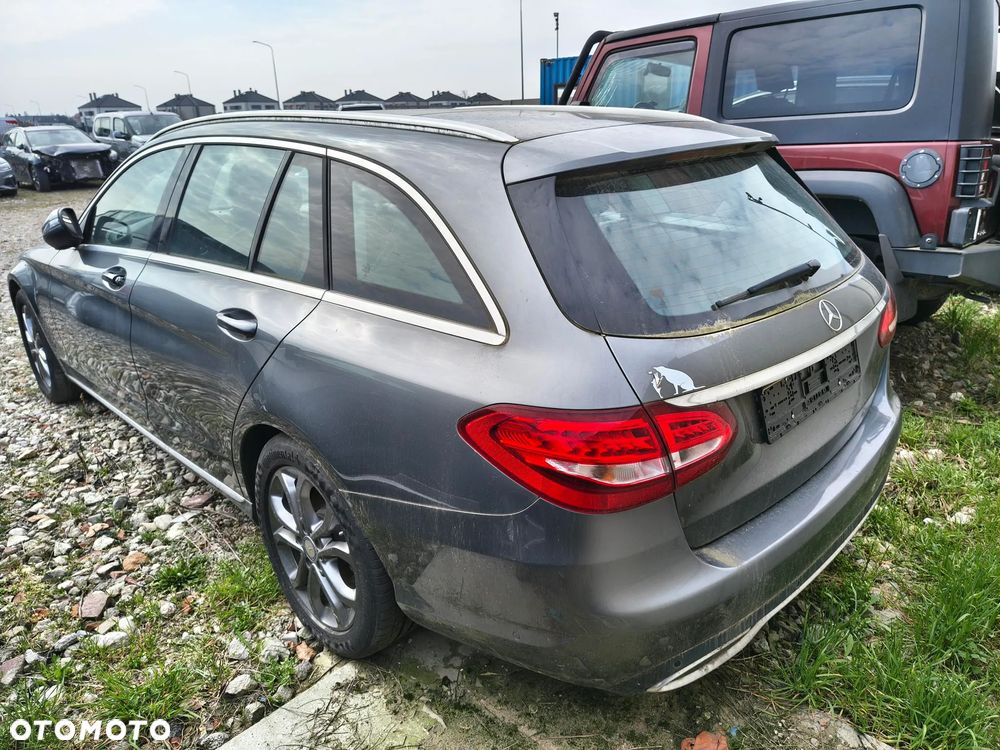 Mercedes-Benz Klasa C 180 (BlueTEC) d Avantgarde - 3