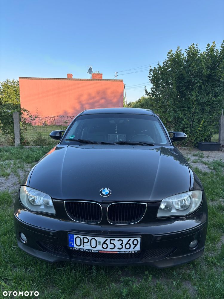BMW Seria 1 - 25