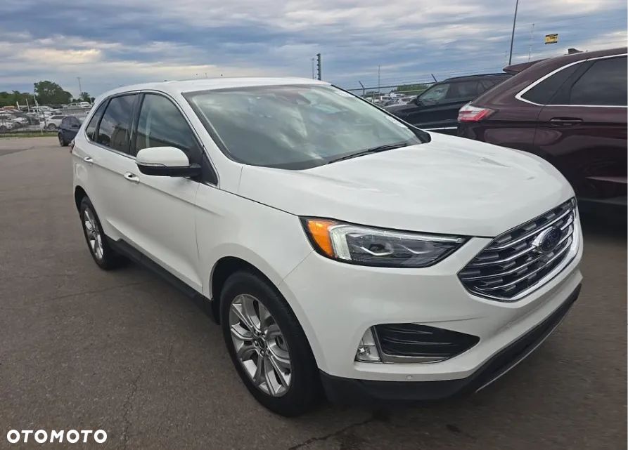 Ford Edge - 1