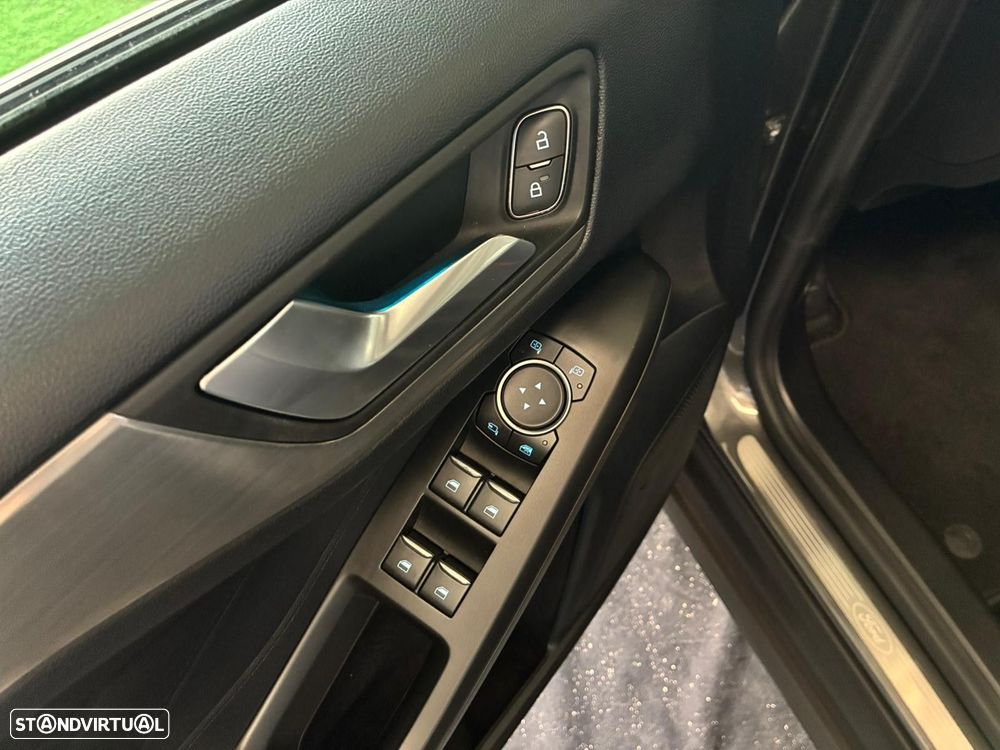 Ford Focus 1.0 EcoBoost Titanium - 17