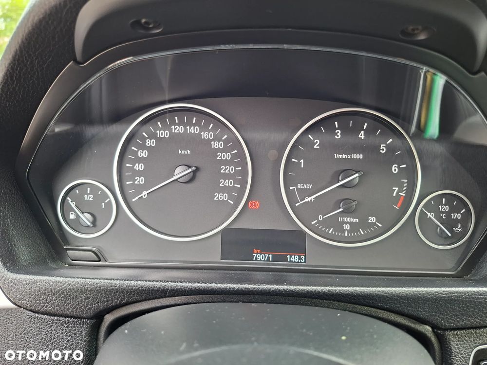 BMW Seria 3 320i - 19