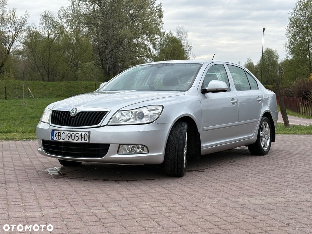 Skoda Octavia 1.6 TDI Ambiente DSG - 1