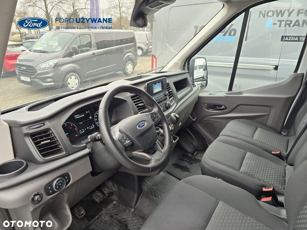 Ford Transit - 10