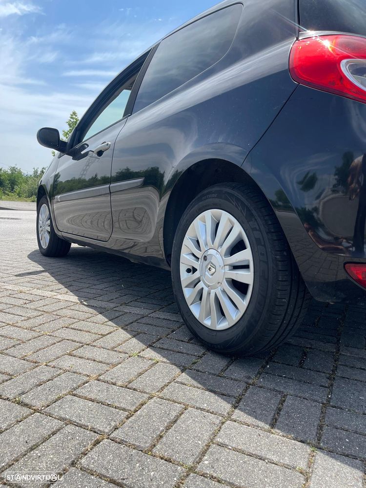 Renault Clio 1.2 16V GT - 3