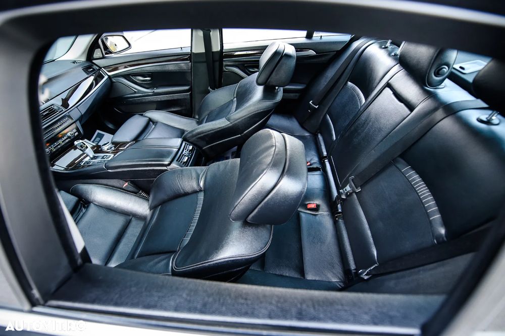BMW Seria 5 530d Sport-Aut. - 11