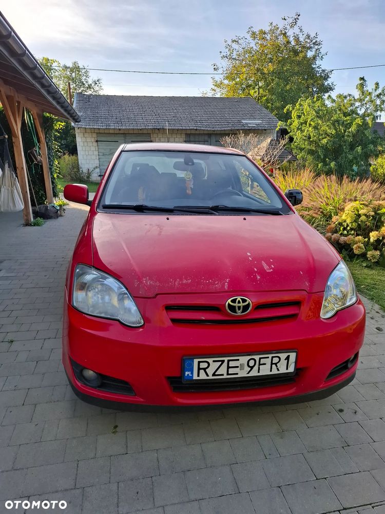 Toyota Corolla - 2