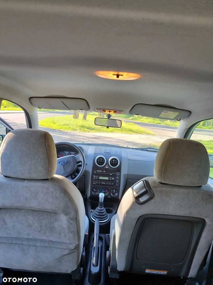 Ford Fusion 1.6 Fun X - 10