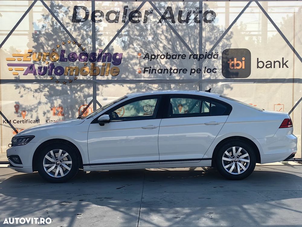 Volkswagen Passat 2.0 TDI DSG Trendline - 12