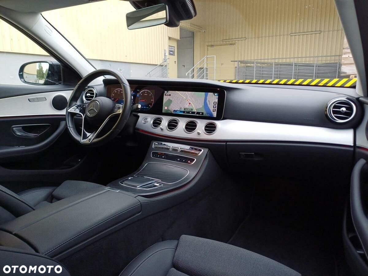 Mercedes-Benz Klasa E - 30