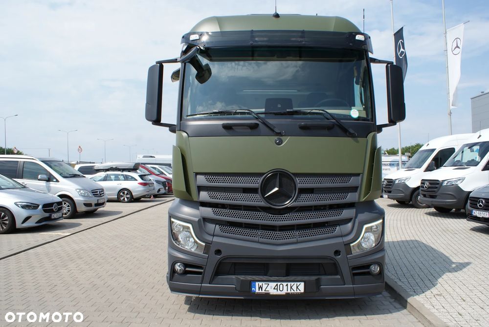 Mercedes-Benz ACTROS - 3