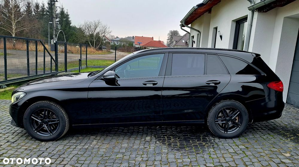 Mercedes-Benz Klasa C 220 CDI DPF Automatik Avantgarde - 4