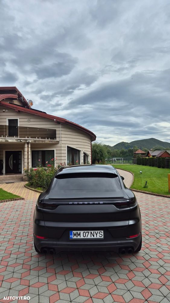 Porsche Cayenne Coupe Standard - 1