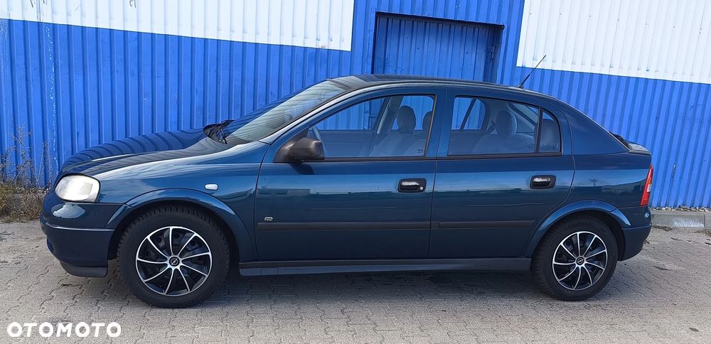 Opel Astra - 15