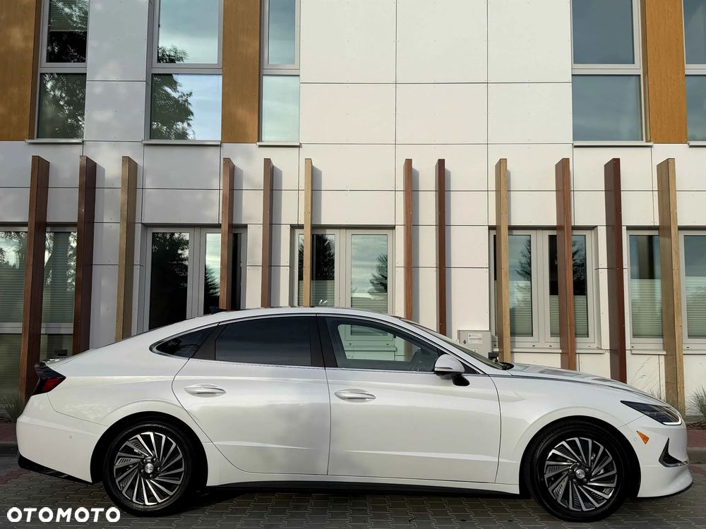Hyundai Sonata - 5
