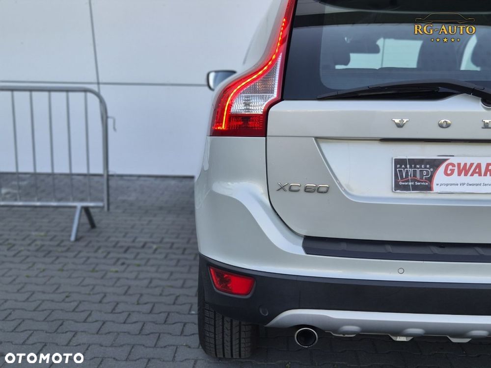 Volvo XC 60 - 8