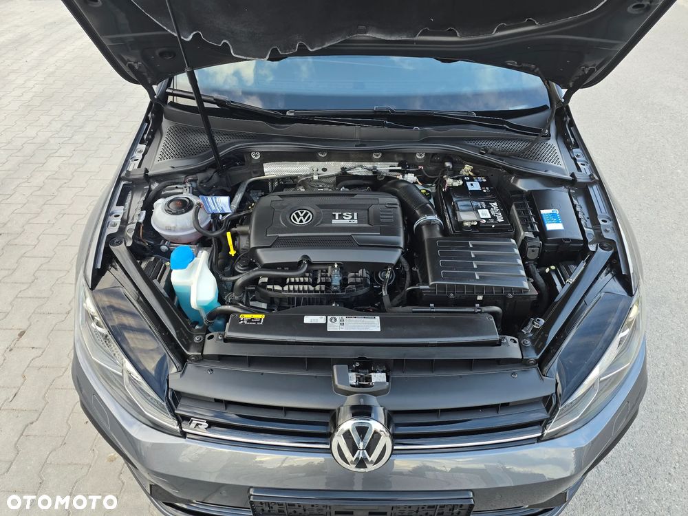 Volkswagen Golf R 4Motion (BlueMotion Technology) DSG - 37