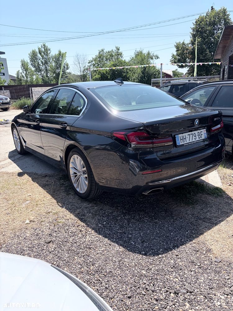 BMW Seria 5 520e Aut. Luxury Line - 16