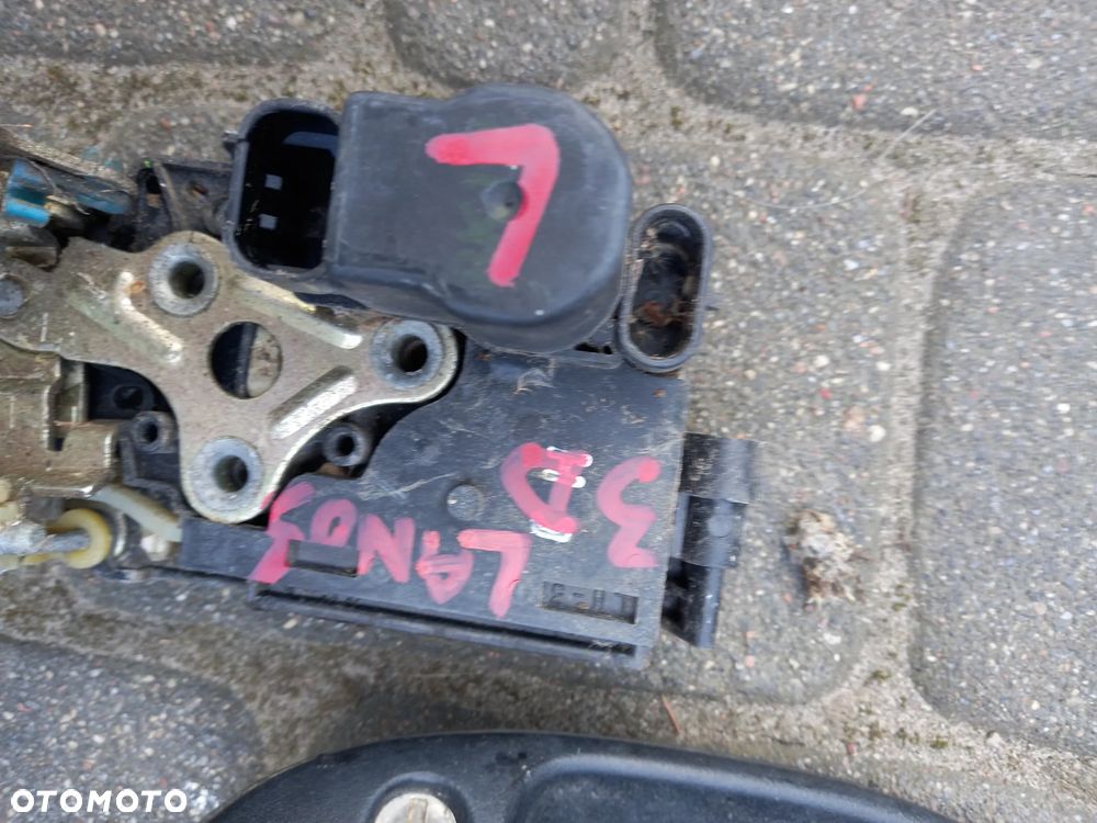 szyba uszczelka listwa zgarniająca wiazka klamka zamek silniczek mechanizm drzwi karoseryjna daewoo lanos 3d 5d - 32