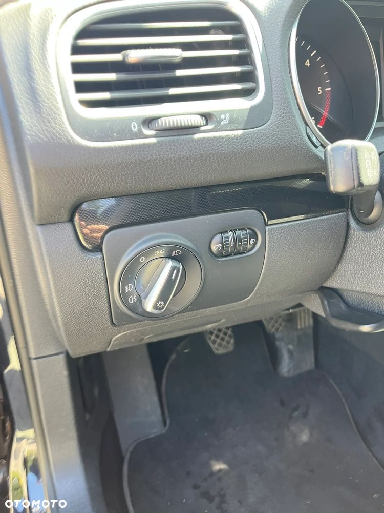 Volkswagen Golf 1.6 TDI DPF BlueMotion Technology Comfortline - 26