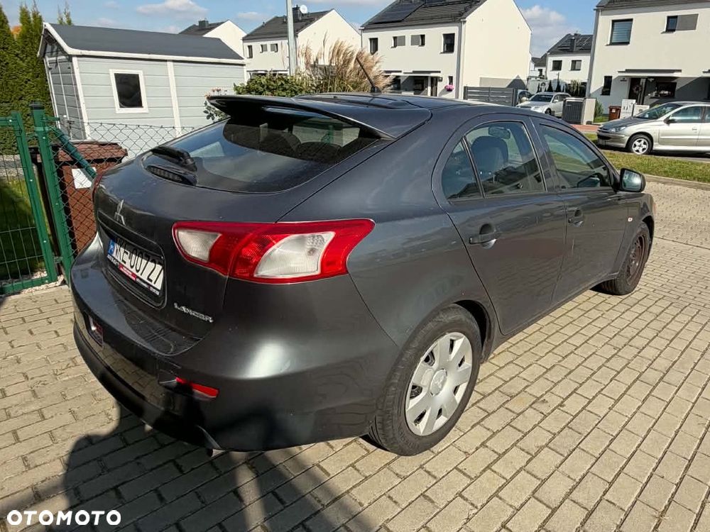 Mitsubishi Lancer 1.8 Inform - 2