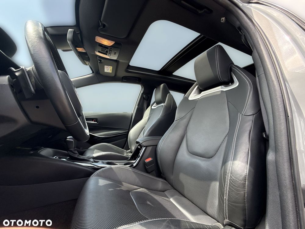 Toyota Corolla - 10