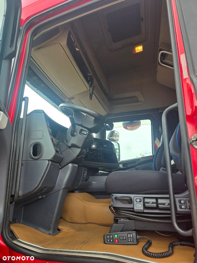 Scania R 450 6X2 BOOGIE CROWN EDITION - 26