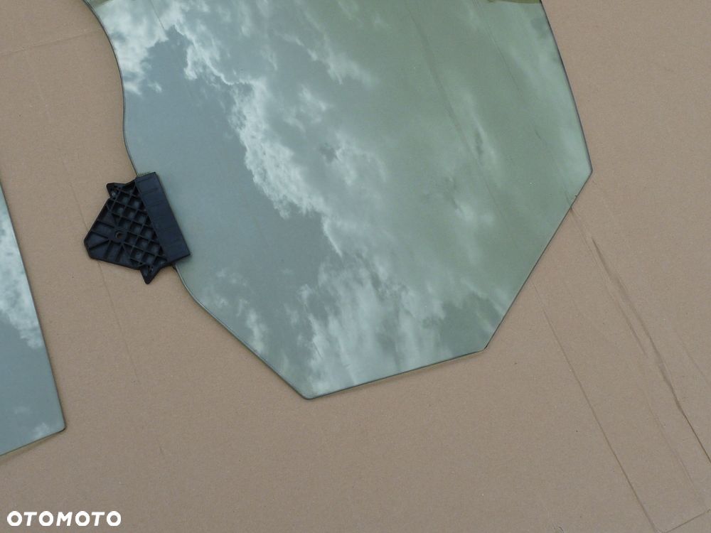 AUDI A8 D3 SZYBA DRZWI TYŁ ACOUSTIC VSG AS2 - 8