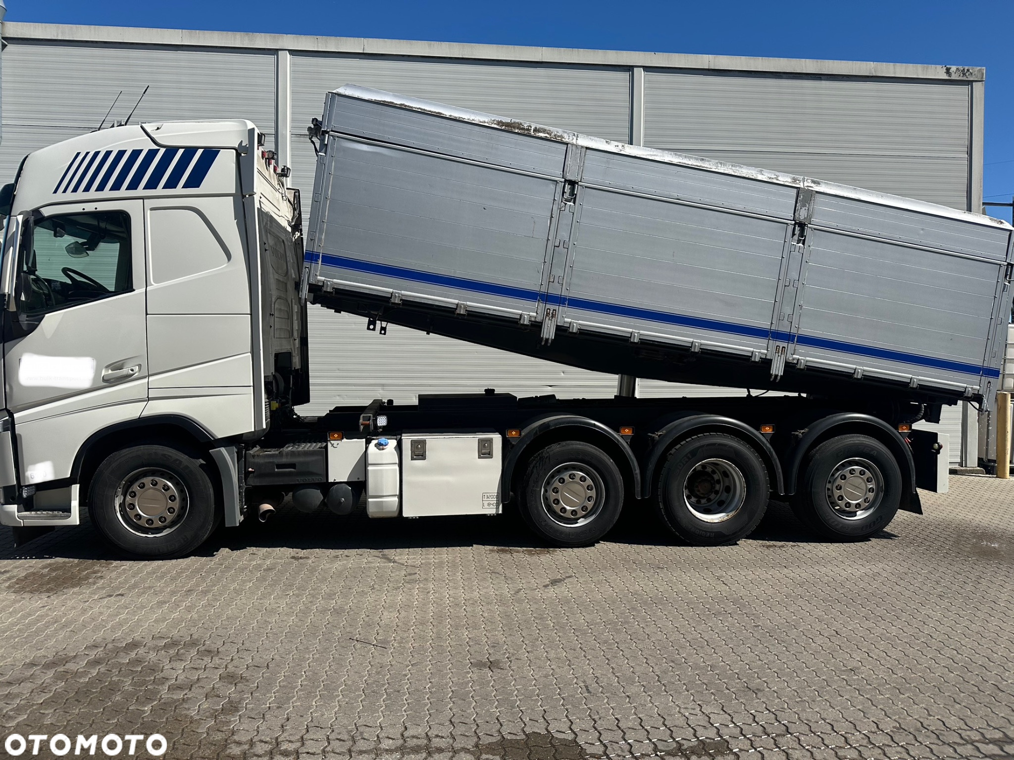 Volvo FH 500 8X2 WYWROTKA - 4