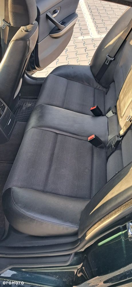 BMW Seria 3 318i - 7