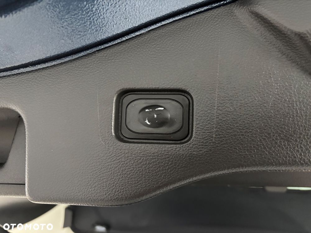 Ford Mondeo 2.0 Ti-VCT Titanium - 17