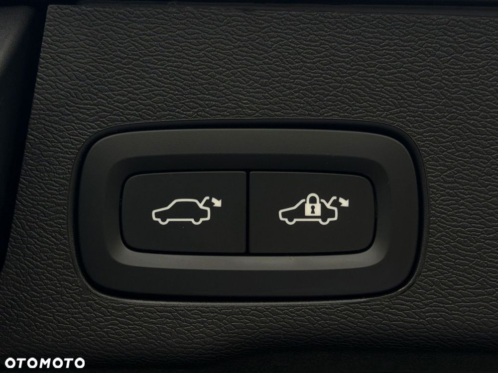 Volvo XC 60 - 20