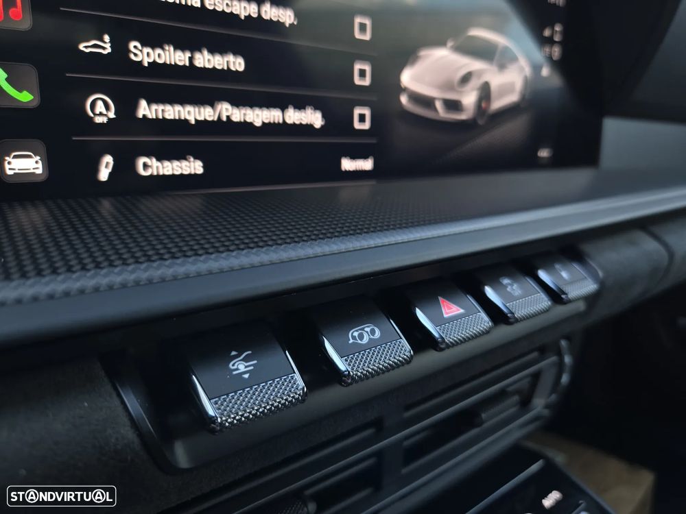 Porsche 911 (992) Carrera 4 GTS PDK - 15